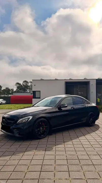 Mercedes-Benz C 400