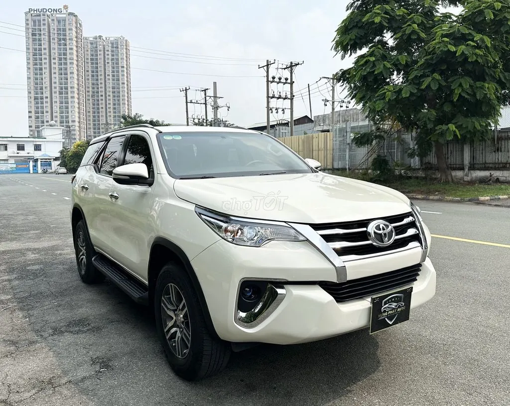 Toyota Fortuner 2017 photo 2