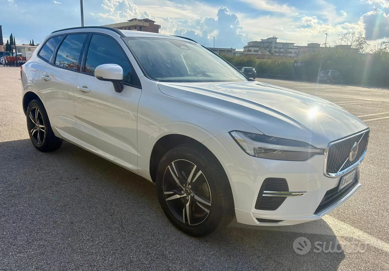 Volvo Xc60 2023 photo 2