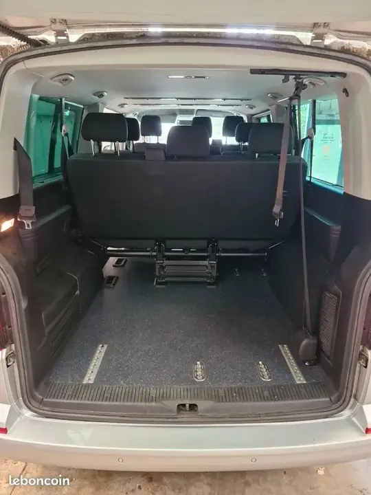 Volkswagen Caravelle 2019 photo 2