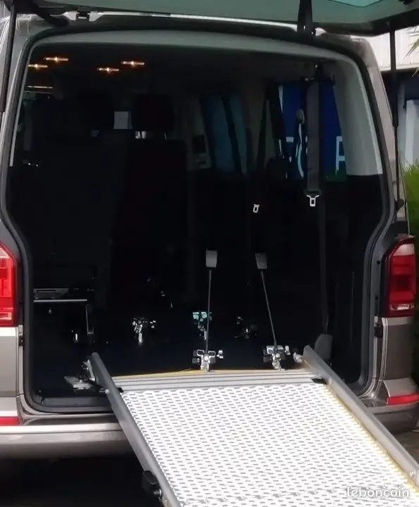 Volkswagen Caravelle 2019 photo 5