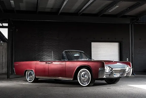 Lincoln Continental 1961 photo 5