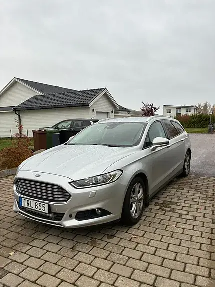 Ford Mondeo 2015 photo 2