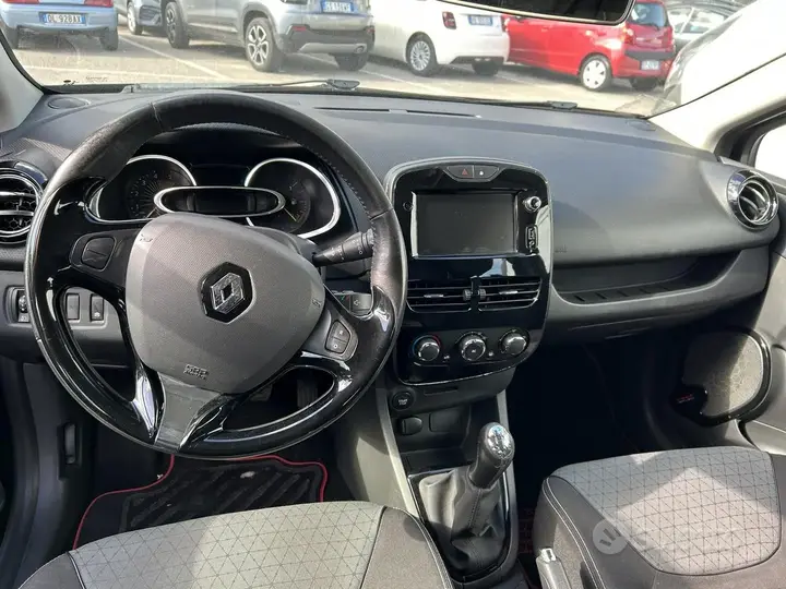 Renault Clio 2013 photo 5