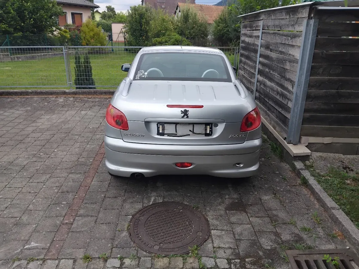 Peugeot 206