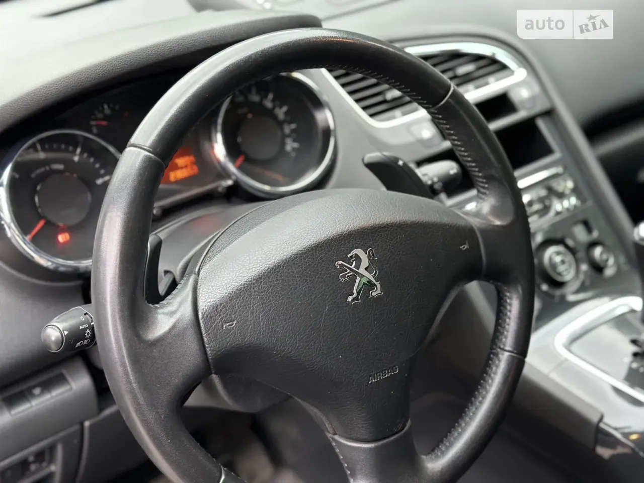 Peugeot 5008 2014 photo 4