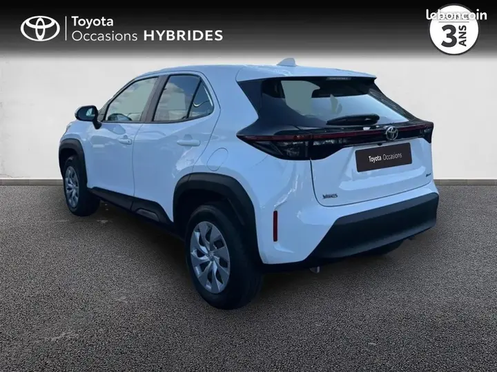 Toyota Yaris Cross 2025 photo 2