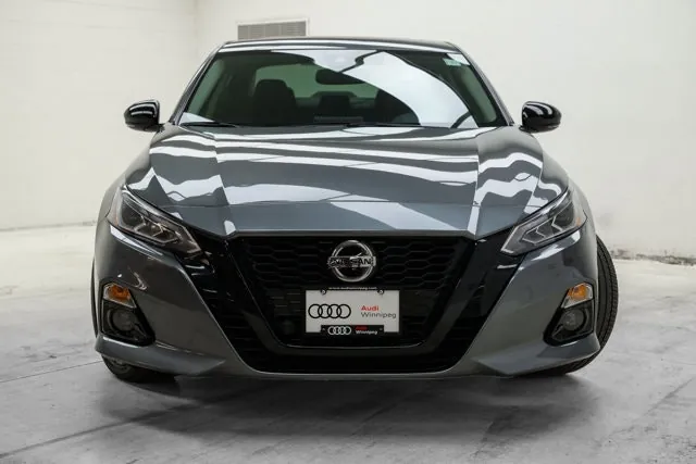 Nissan Altima 2022 photo 2
