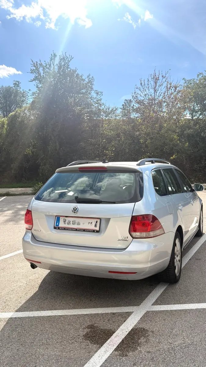 Volkswagen Golf 2012 photo 3