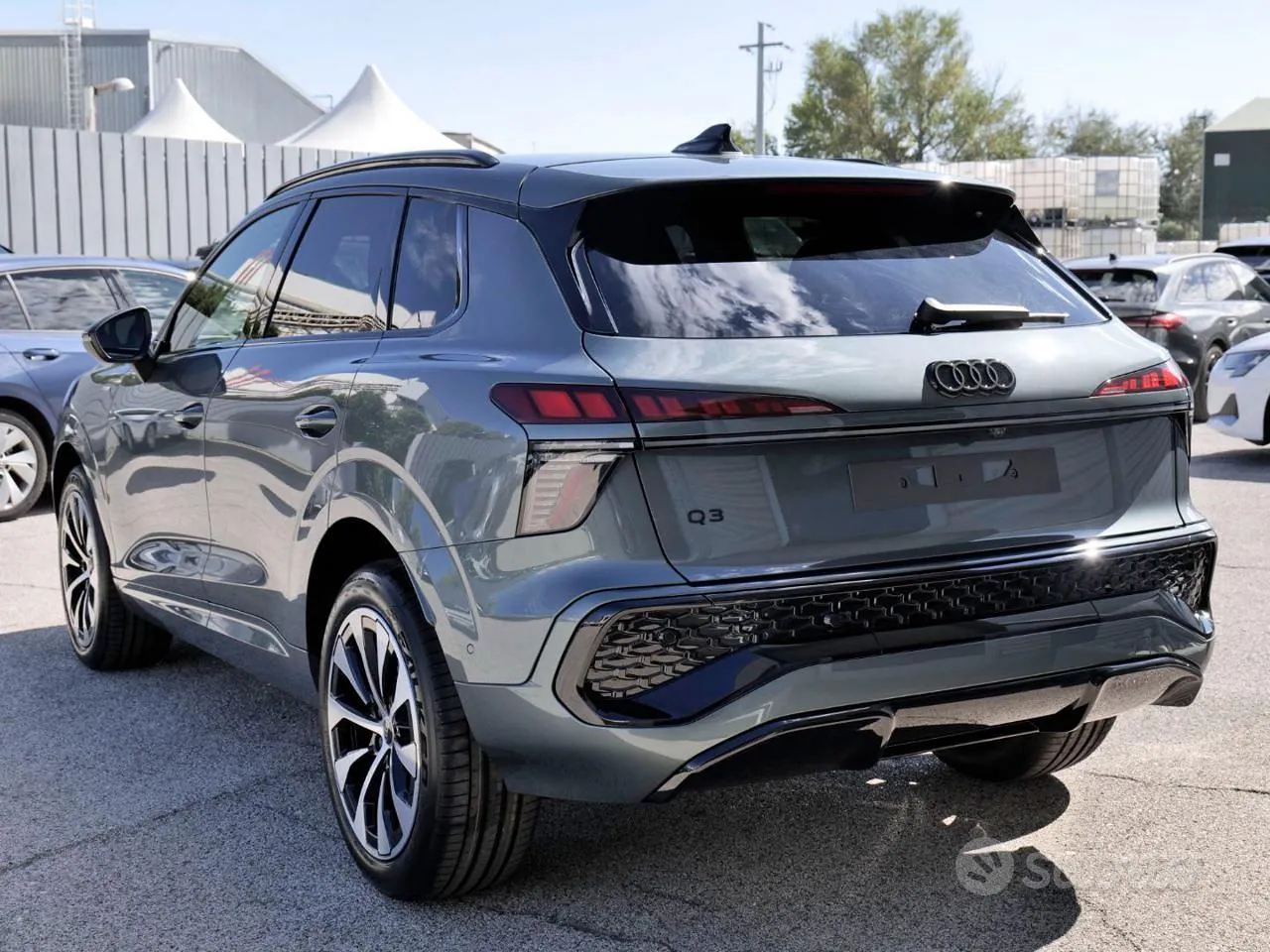 Audi Q3 photo 3