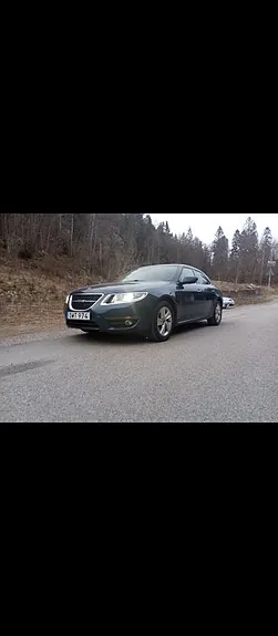 Saab 9-5 2010 photo 2
