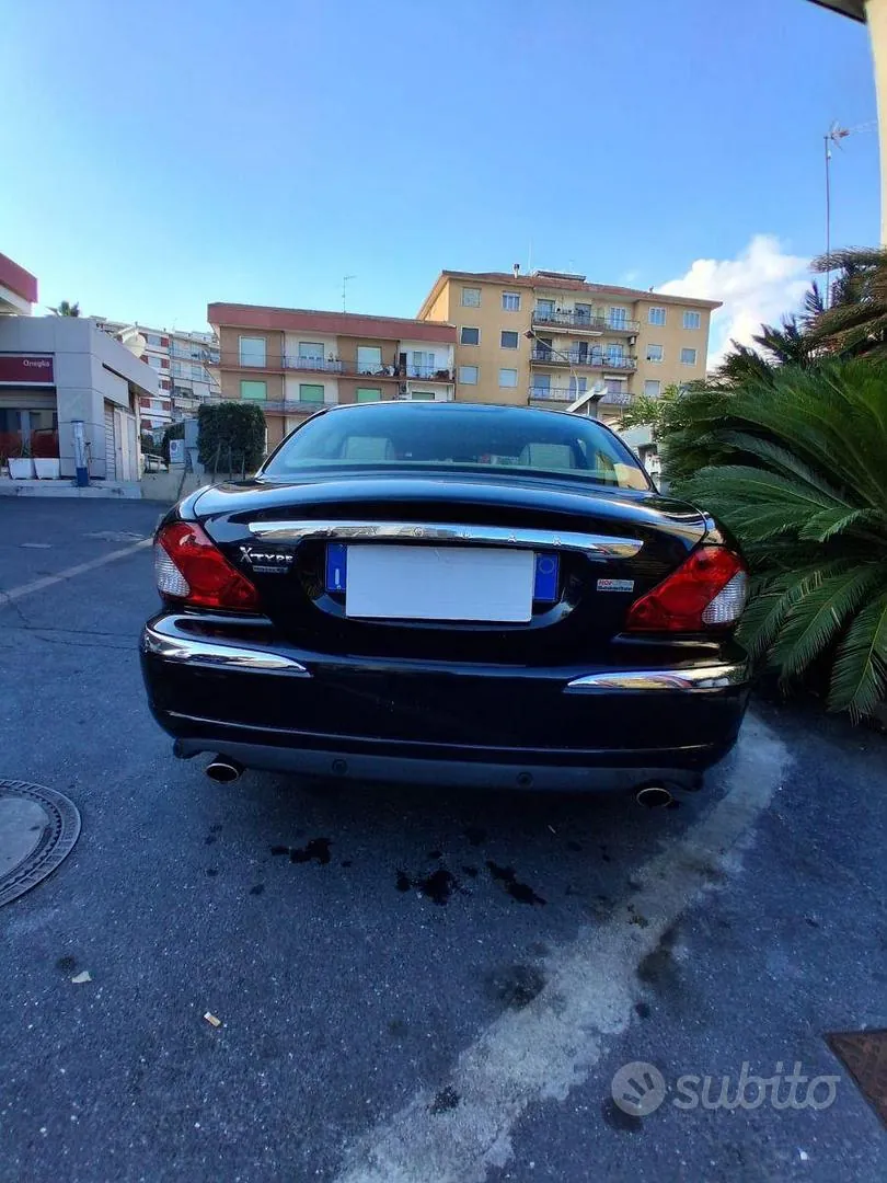 Jaguar X-Type 2018 photo 2