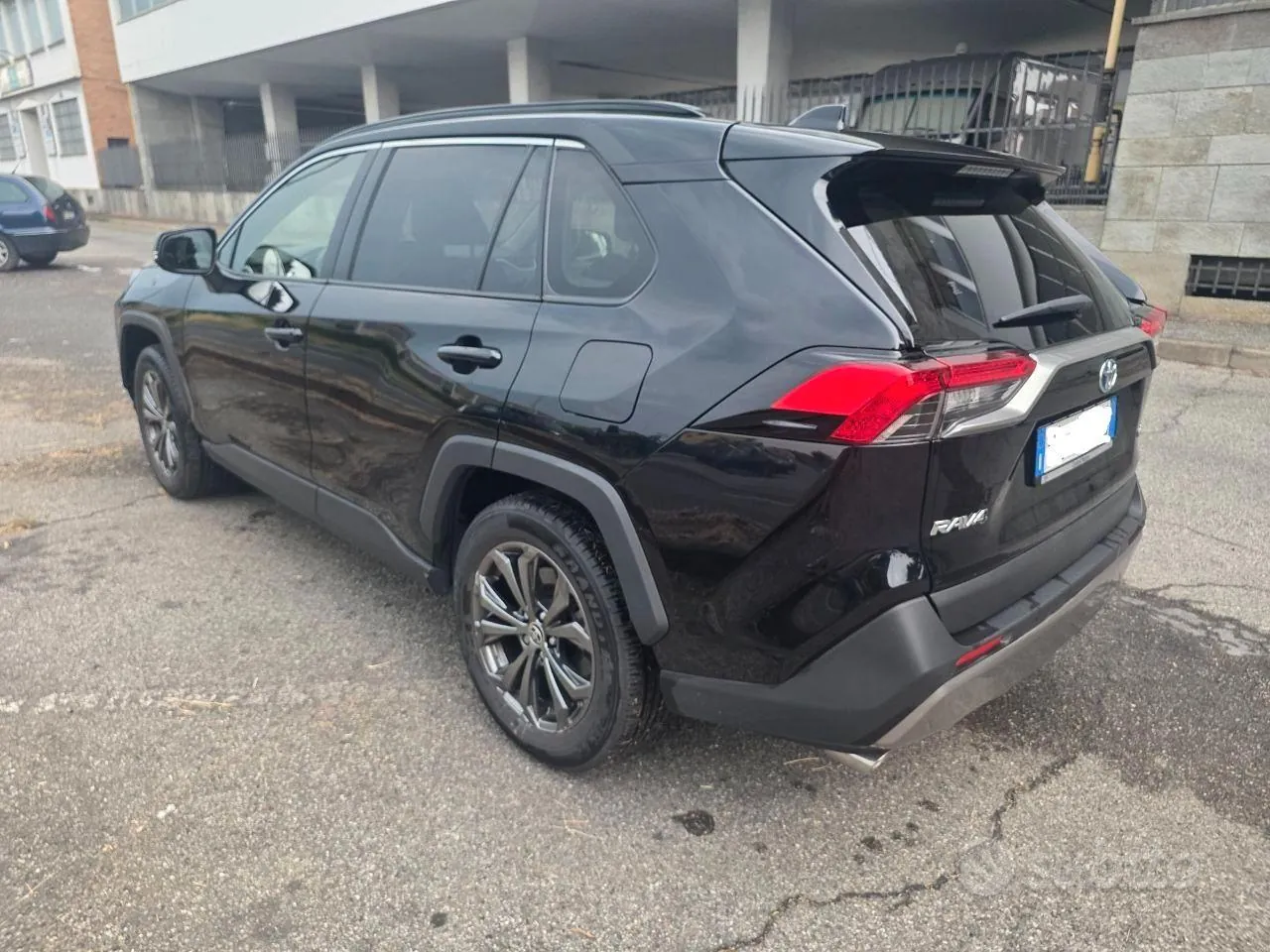 Toyota Rav4 2022 photo 3