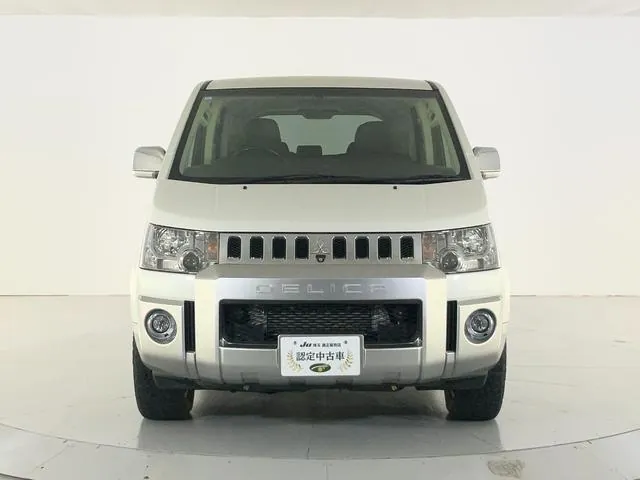 Mitsubishi Delica D:5 2018 photo 3
