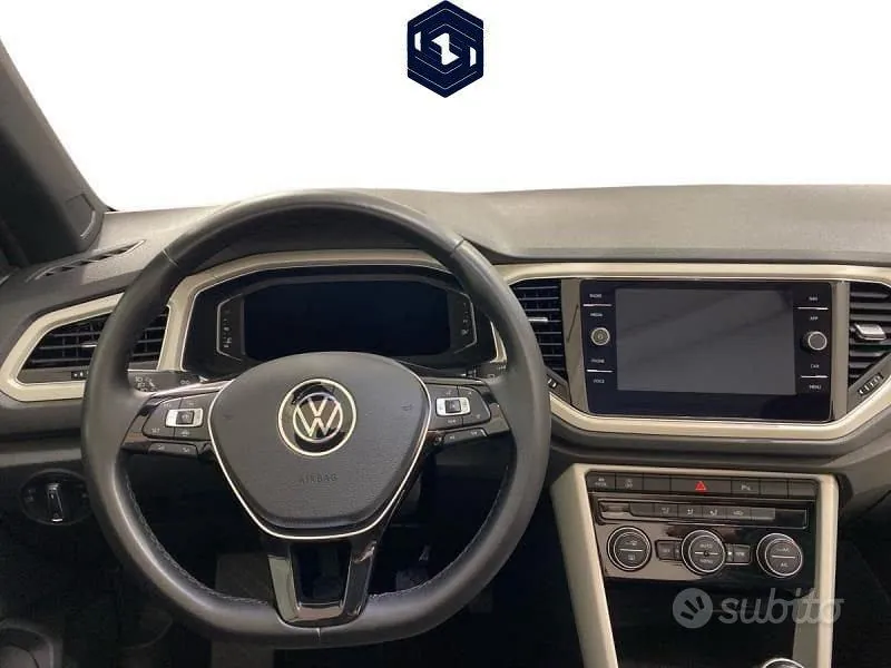 Volkswagen T-Roc 2021 photo 3