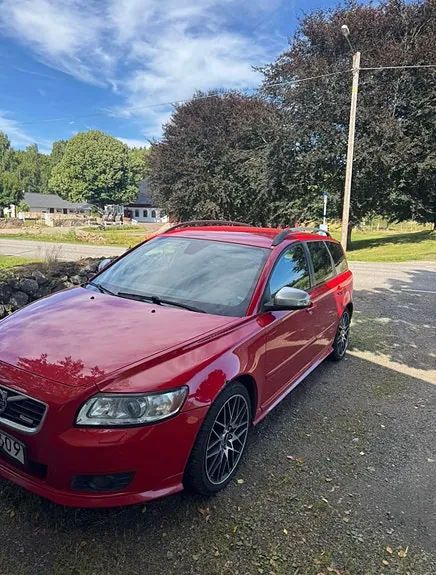 Volvo V50 2011 photo 2