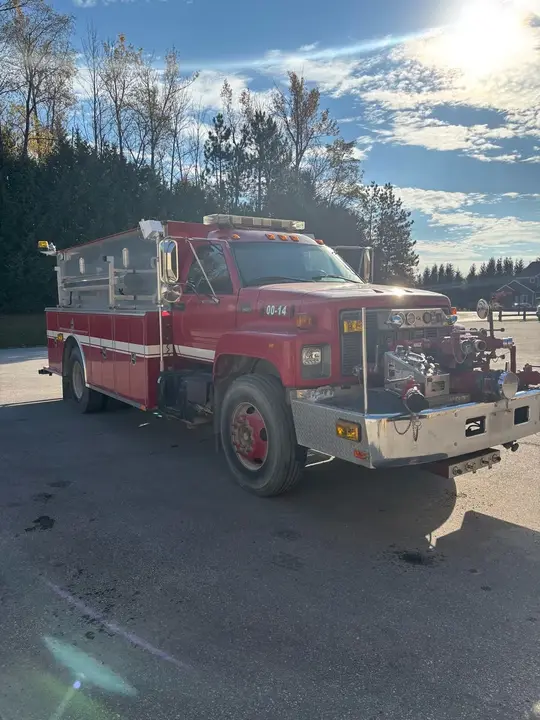 Chevrolet C8500 2000 photo 2