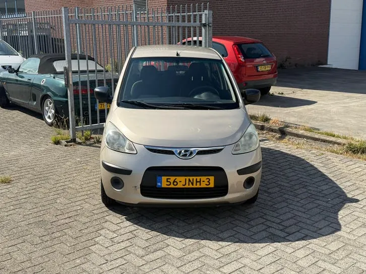 Hyundai I10 2009 photo 2