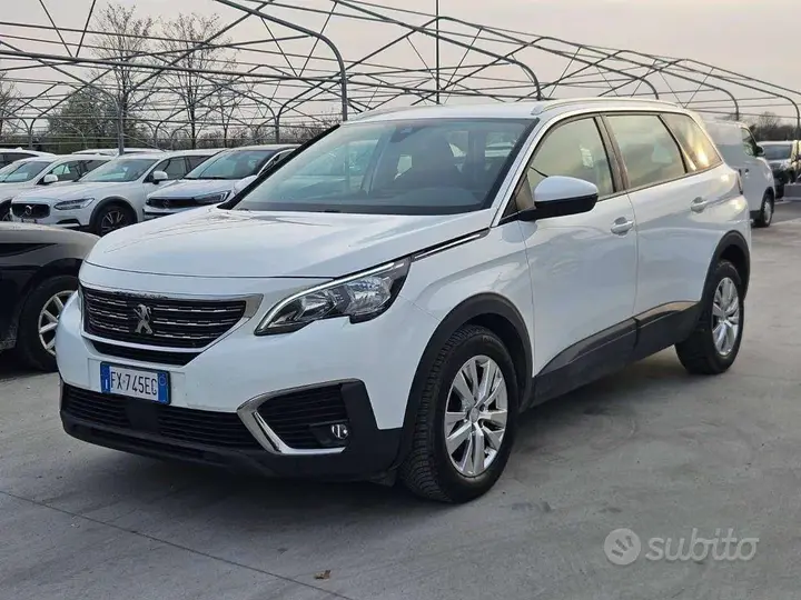 Peugeot 5008 2019 photo 2