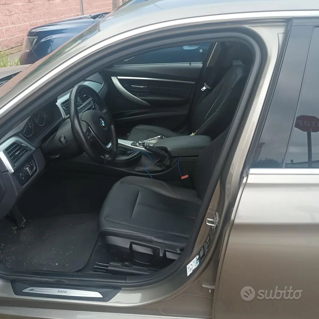 BMW 3 Series 2016 photo 4