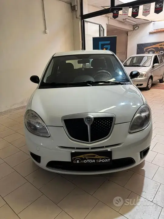 Lancia Ypsilon 2009 photo 2