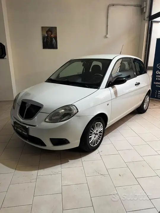 Lancia Ypsilon 2009 photo 3