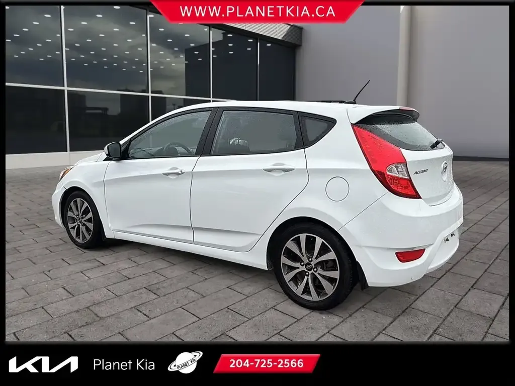 Hyundai Accent 2016 photo 2