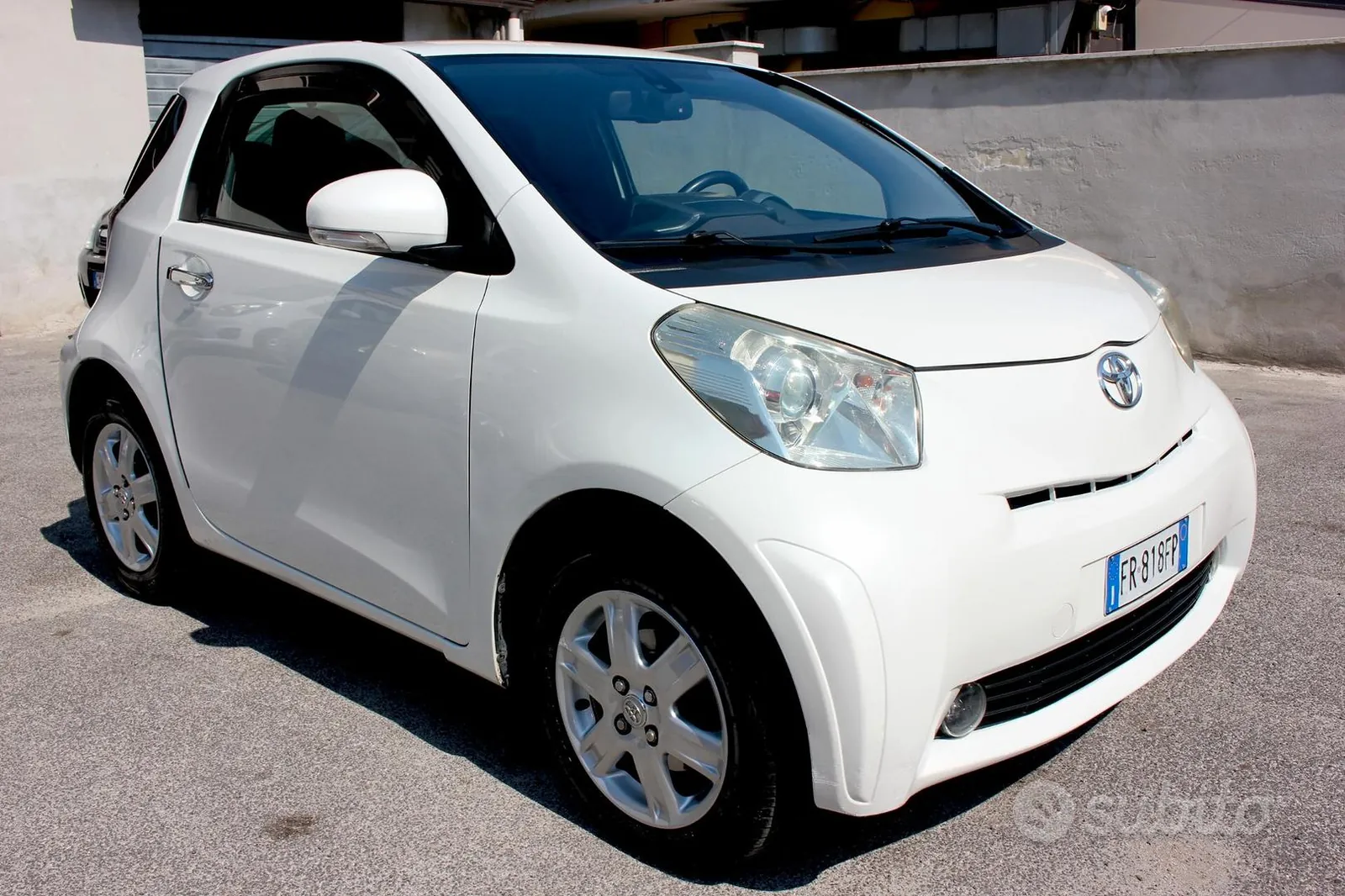 Toyota Iq 2010 photo 4