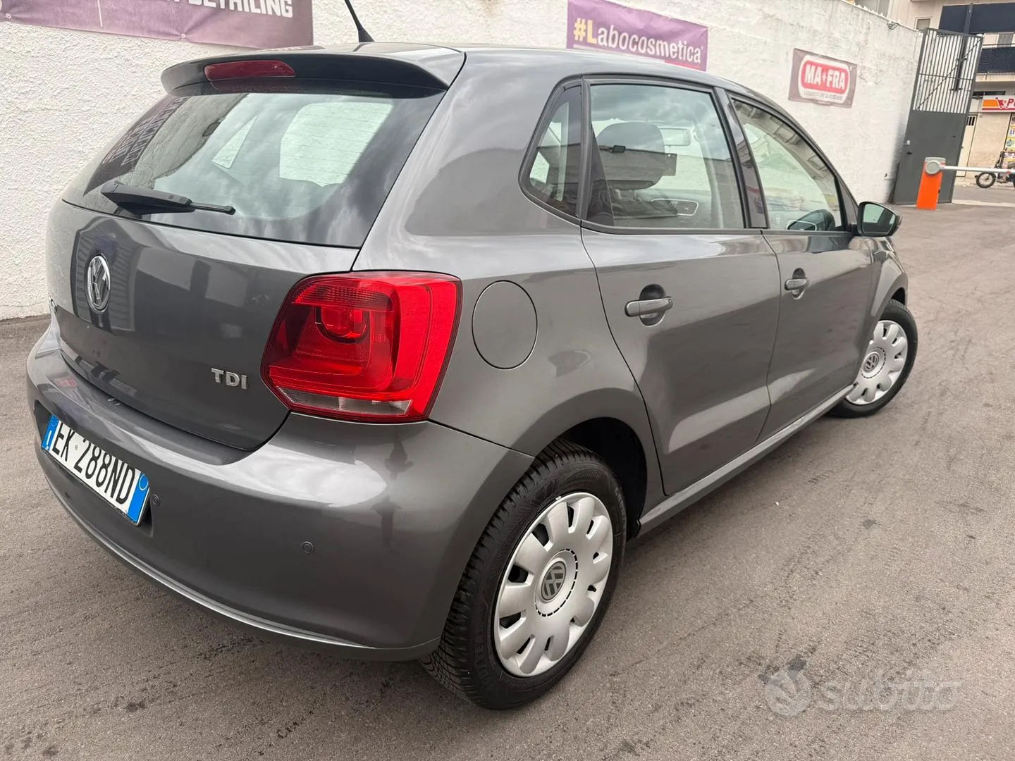 Volkswagen Polo 2012 photo 3