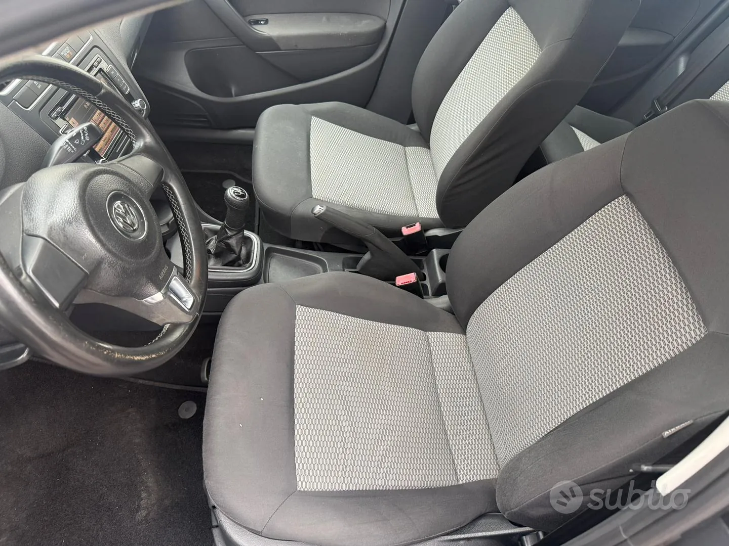 Volkswagen Polo 2012 photo 5