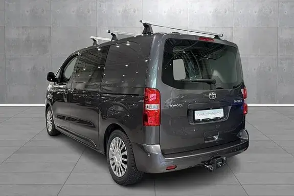 Toyota Proace 2023 photo 3