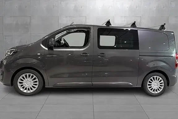 Toyota Proace 2023 photo 2