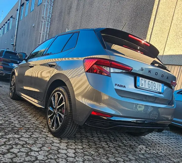 Skoda Fabia 2025 photo 2