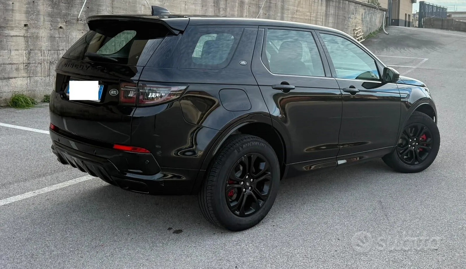Land Rover Discovery Sport 2022 photo 3