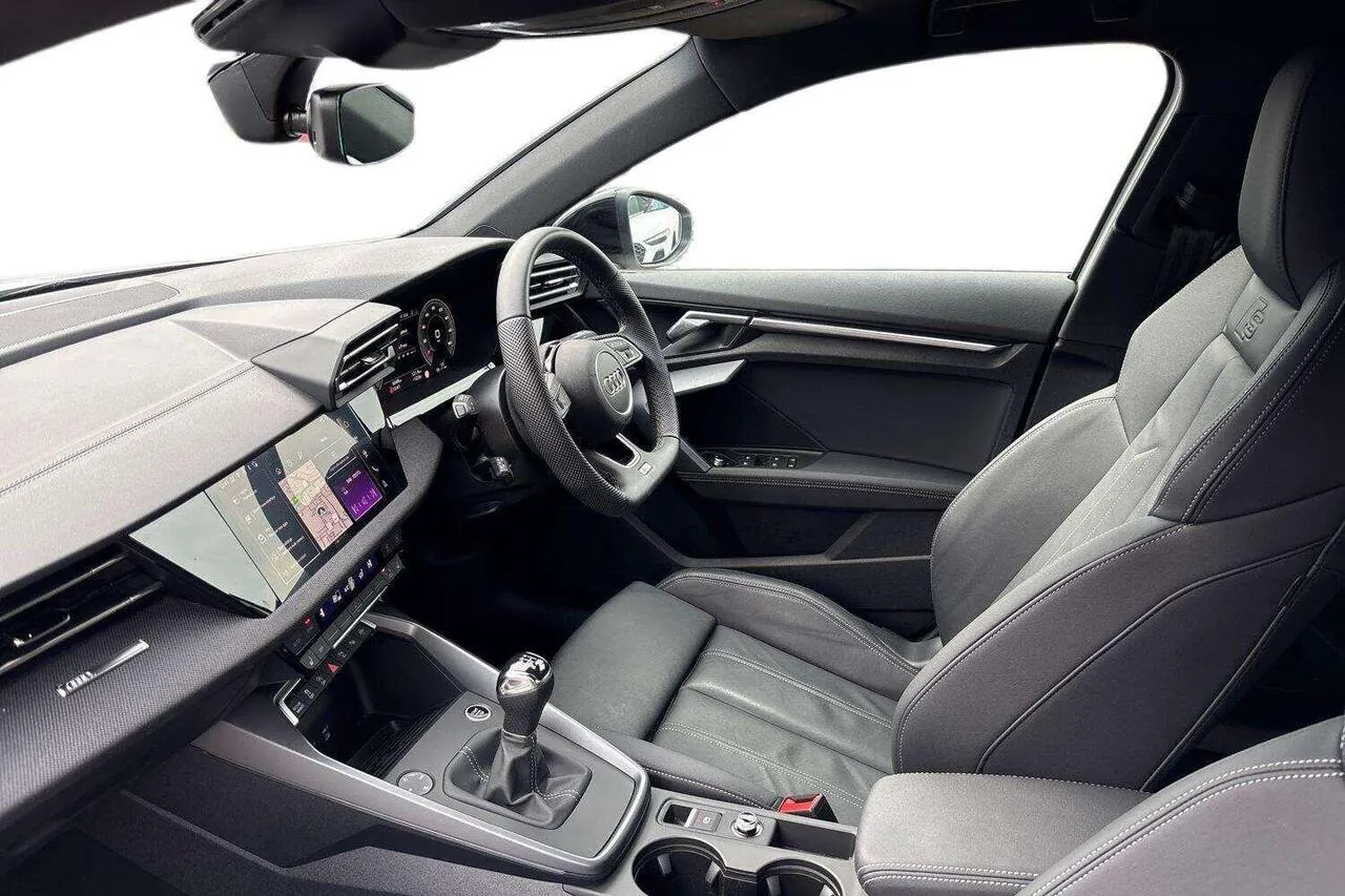 Audi A3 2025 photo 2