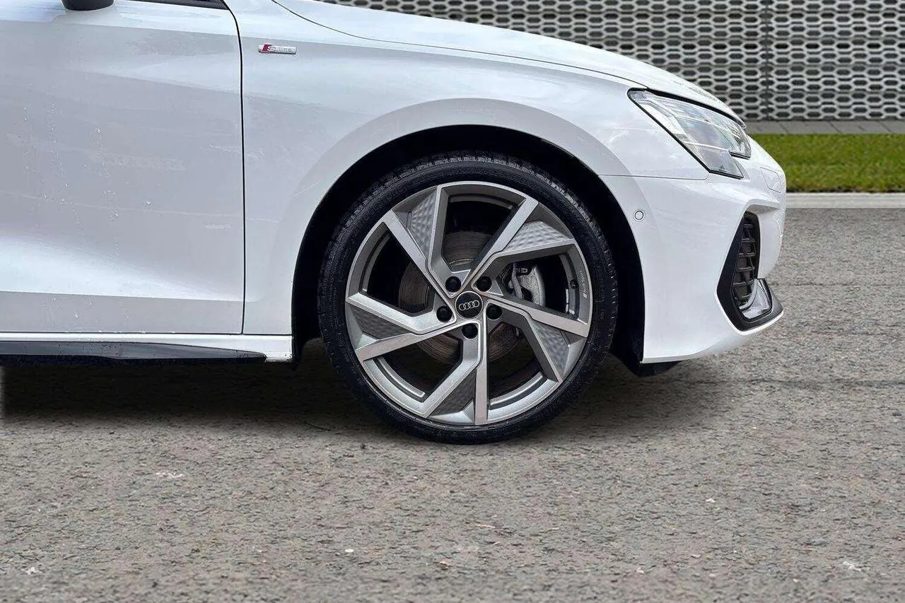 Audi A3 2025 photo 5