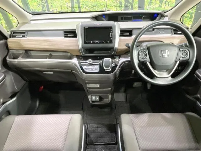 Honda Freede+Hybrid G 2023 photo 2
