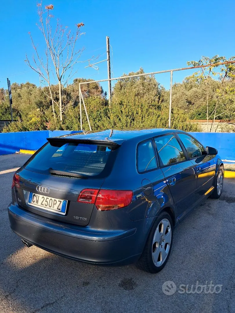 Audi A3 Sportback 2005 photo 2