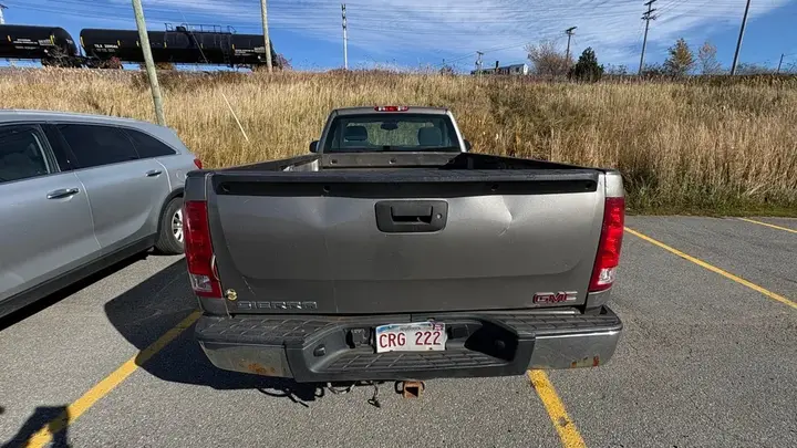 GMC Sierra 1500 2012 photo 3