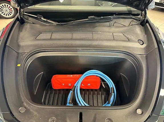 Tesla Model Y 2022 photo 5