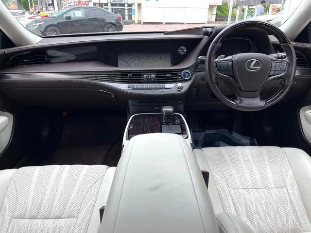 Lexus Ls 500H 2018 photo 2