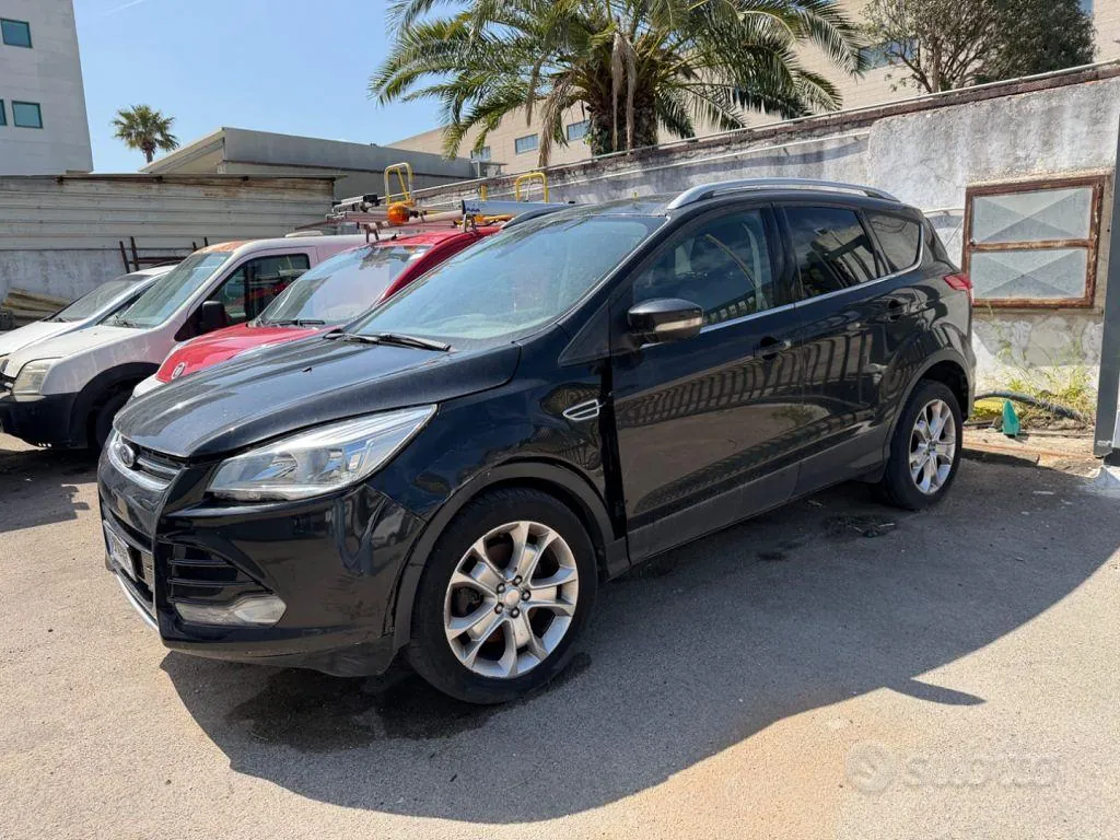 Ford Kuga 2013 photo 2