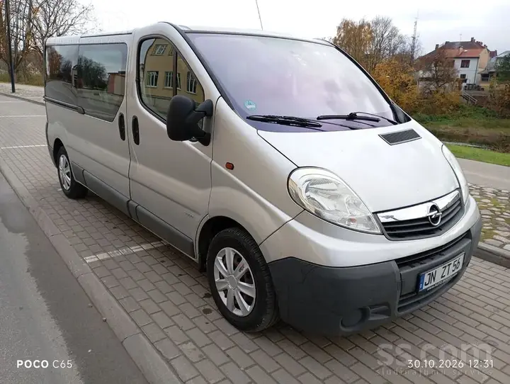 Opel Vivaro 2008 photo 2