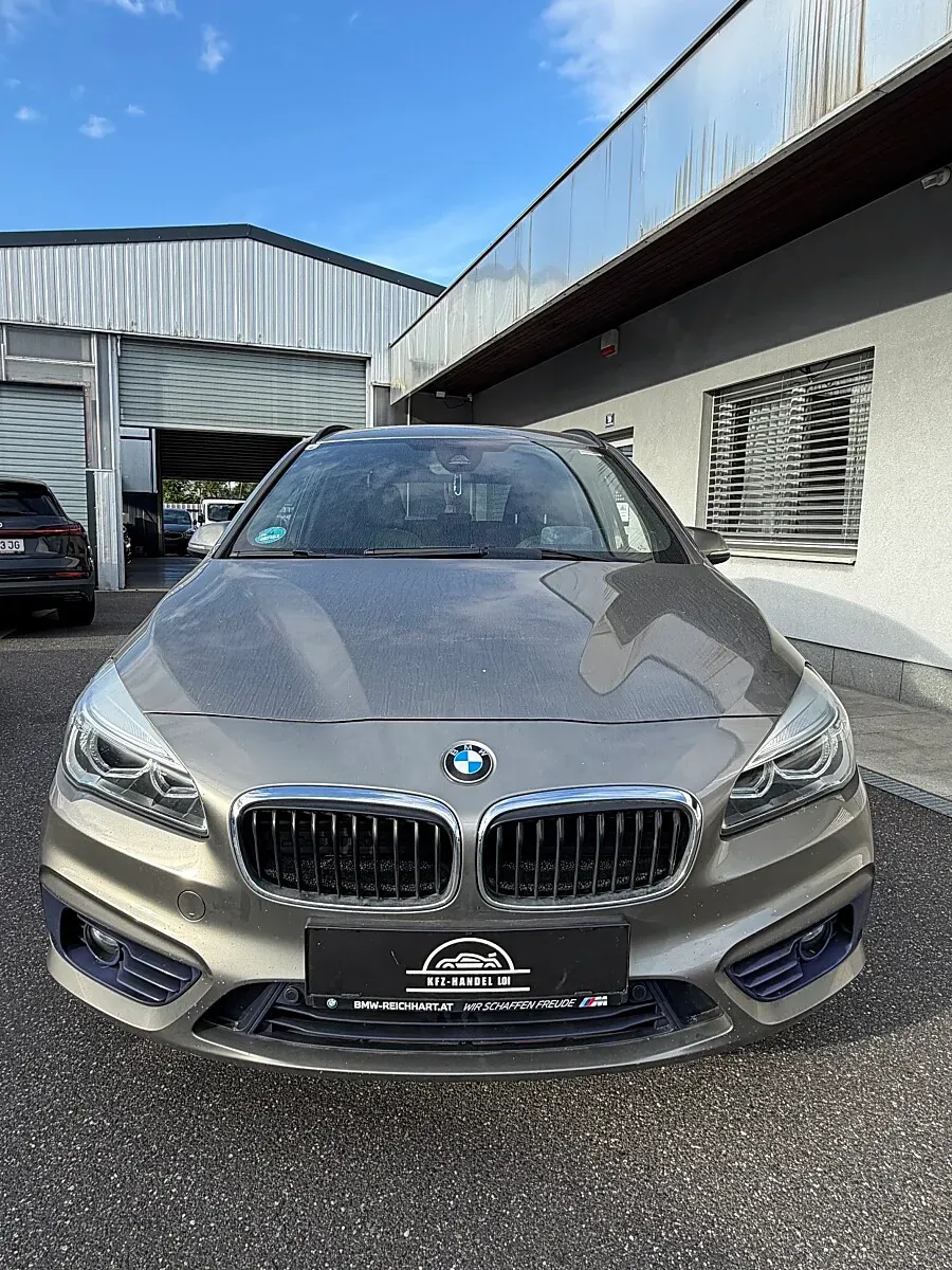 BMW 2 Series Gran Tourer 2016 photo 2