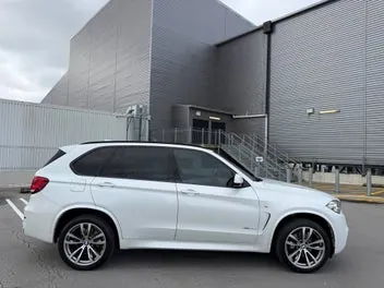 BMW X5 2015 photo 4