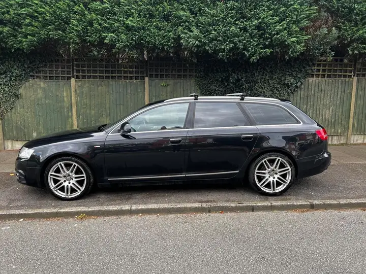 Audi A6 Avant 2011 photo 3