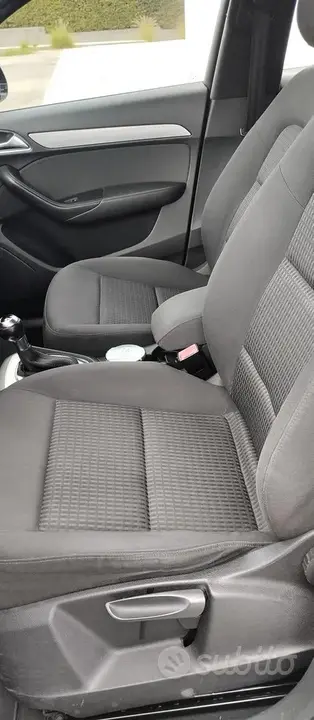 Audi Q3 2012 photo 5