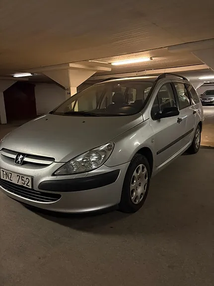 Peugeot 307 2003 photo 2