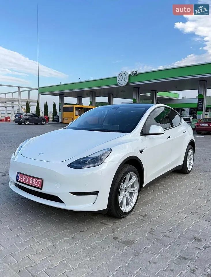 Tesla Model Y