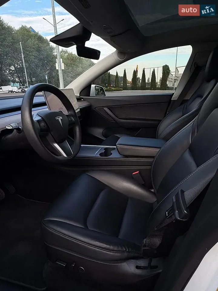 Tesla Model Y 2022 photo 5